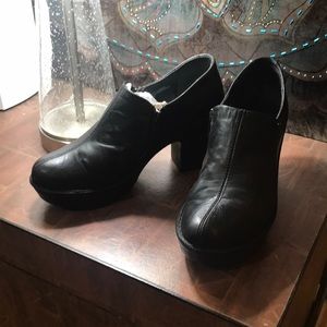 Born….leather double zipper shoes